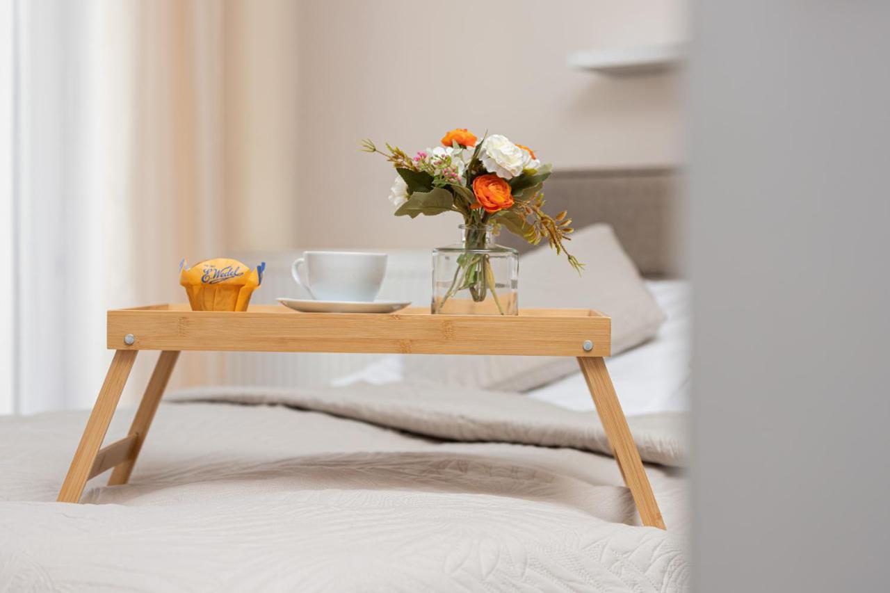 Family Apartament Mysliwska By Renters Apartment Gdansk Exterior photo