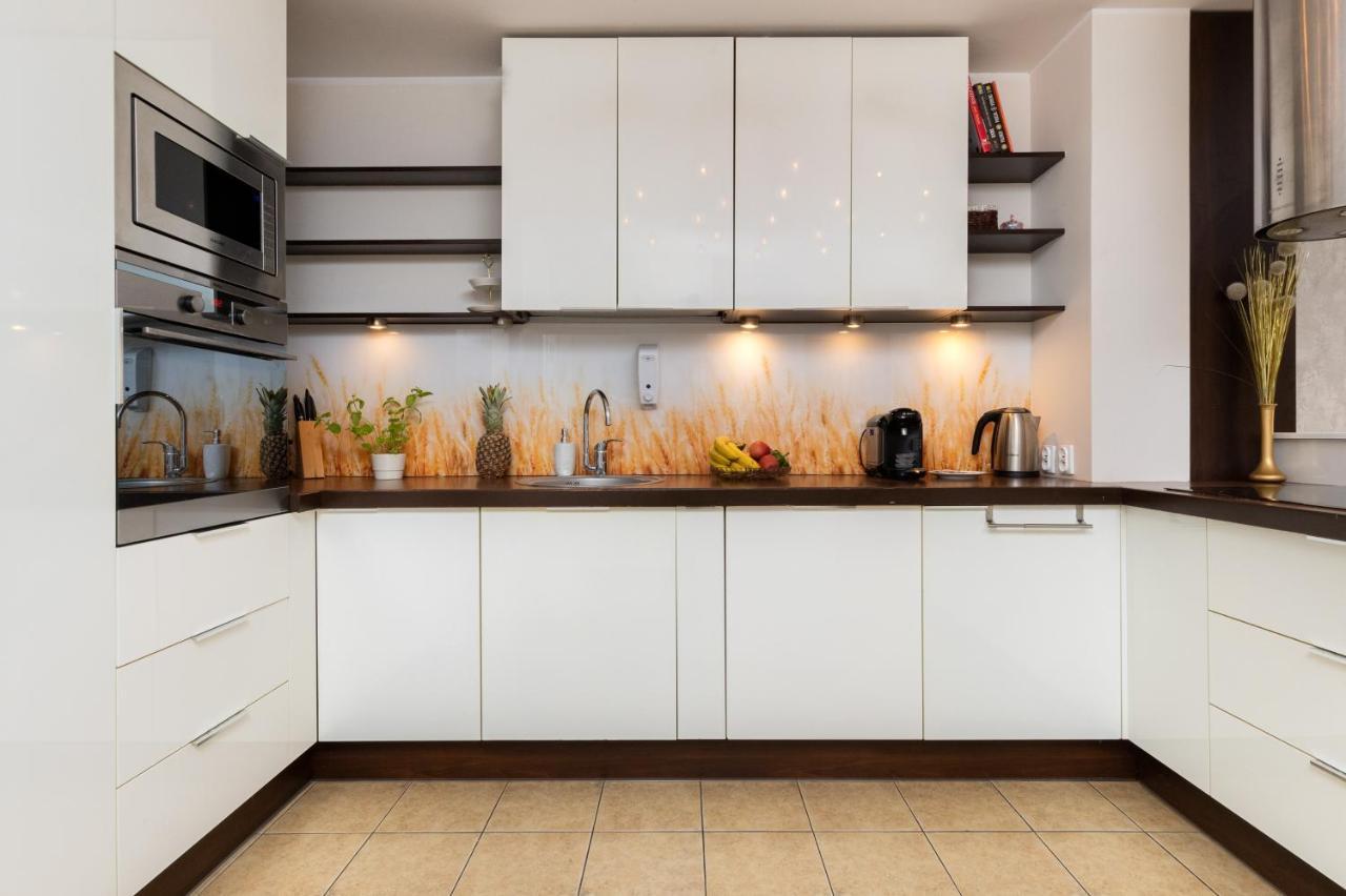 Family Apartament Mysliwska By Renters Apartment Gdansk Exterior photo