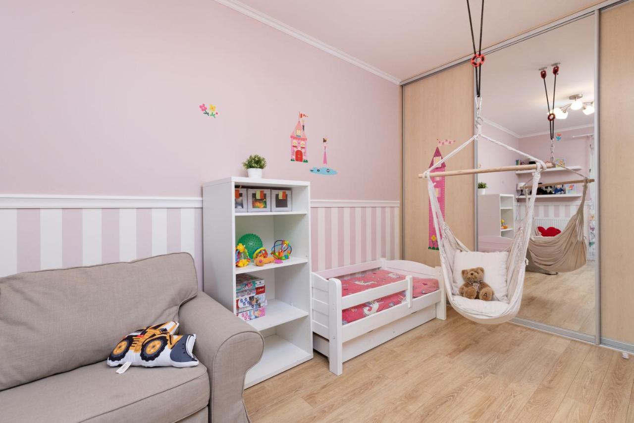 Family Apartament Mysliwska By Renters Apartment Gdansk Exterior photo